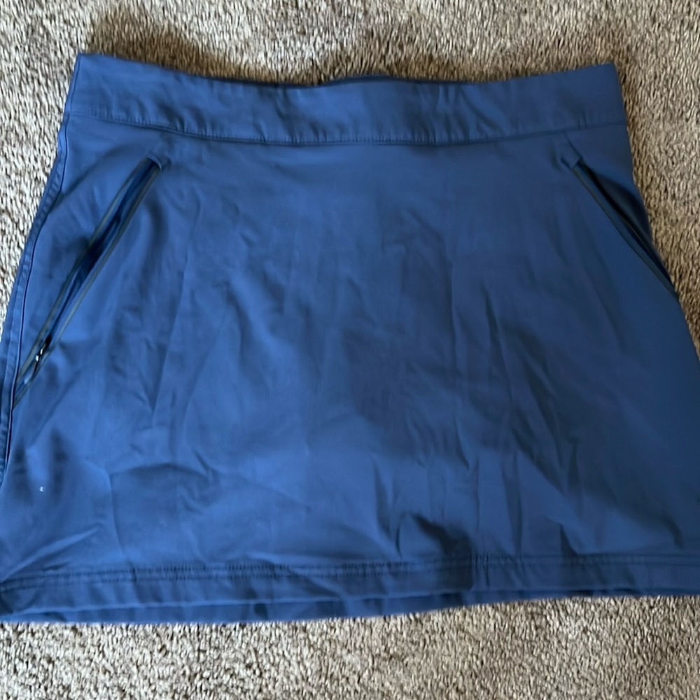 Columbia large blue skort